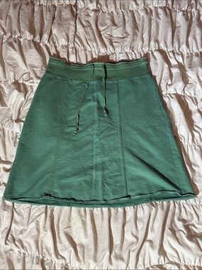 A-Line Drawstring Knit Skirt in Green